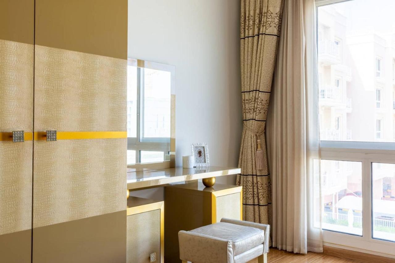 Frank Porter - Mulberry 1 Apartment Dubai Exterior photo