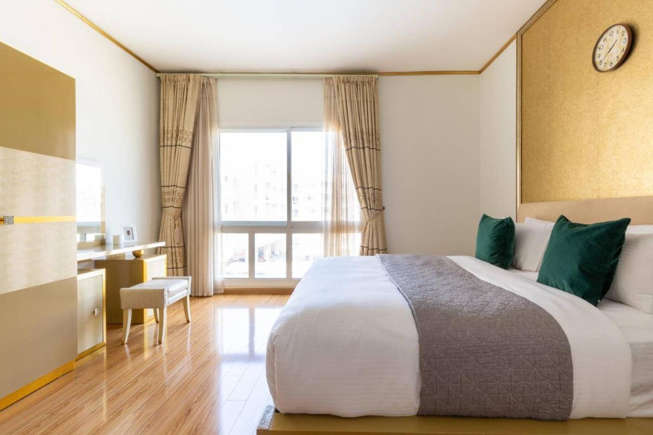 Frank Porter - Mulberry 1 Apartment Dubai Exterior photo
